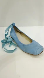 Bailarina lazo azul (1)