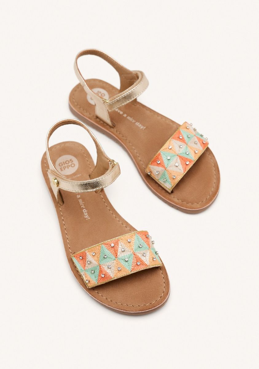 g75288_multicolor_03
