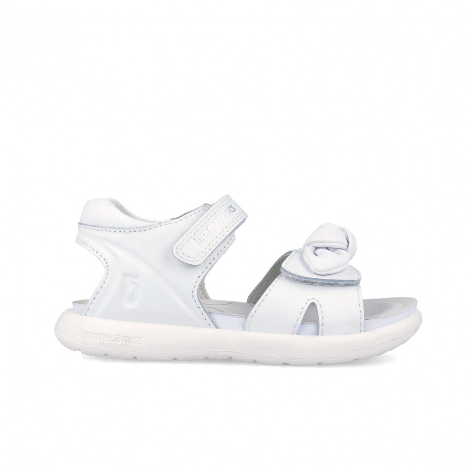 sandalias-blancas-para-nina-262208-c050