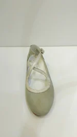 zapato hebilla cruzada verde con borde (3)